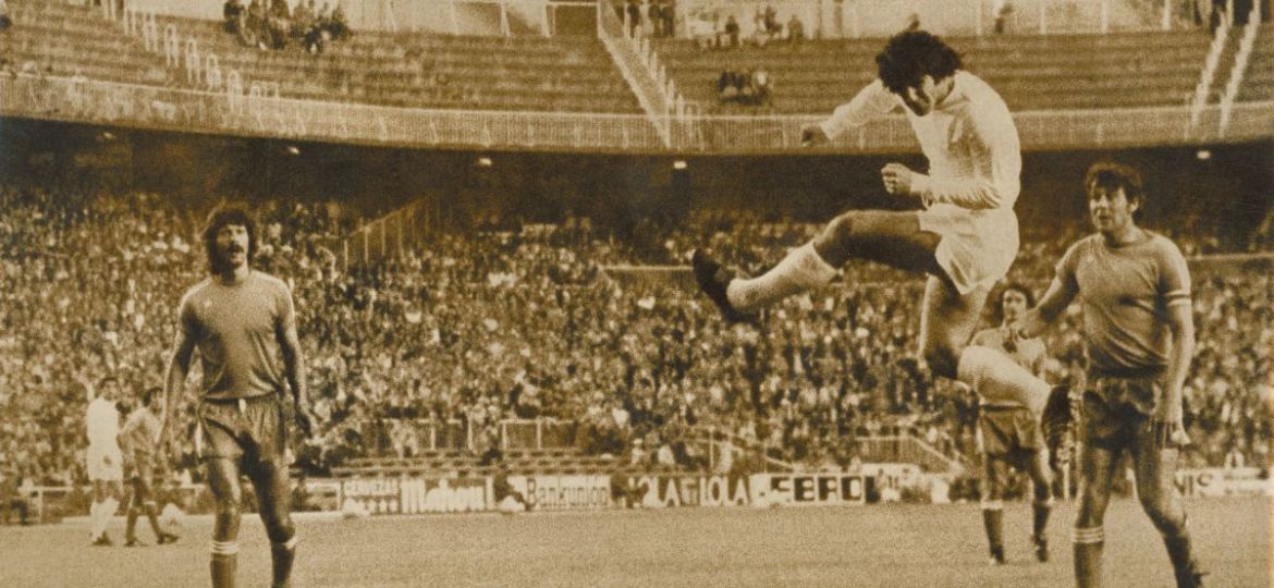 Imagen del Tenerife - Real Madrid de Copa en 1976 (Diario de Avisos)