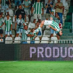 Jacobo González haciendo su celebración habitual (LaLiga)