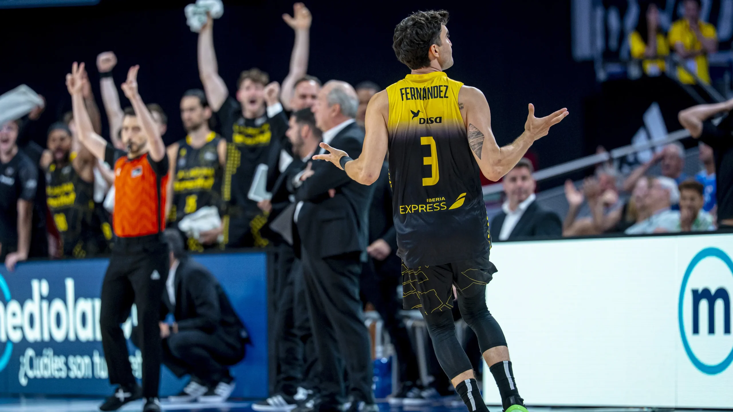 Jaime Fernández después de meter un triple al Real Madrid (acb Photo Alberto Nevado)