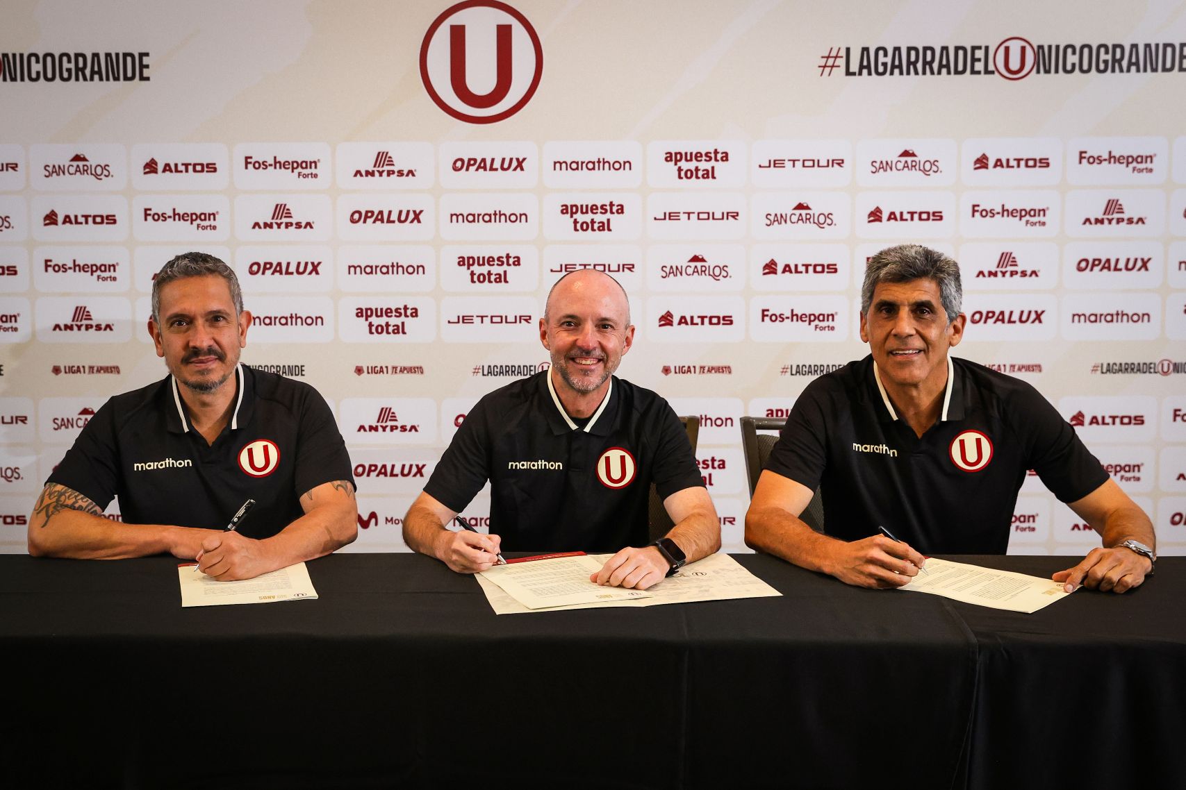 Javier Rabanal, con sus nuevos colores (Universitario Deportes)