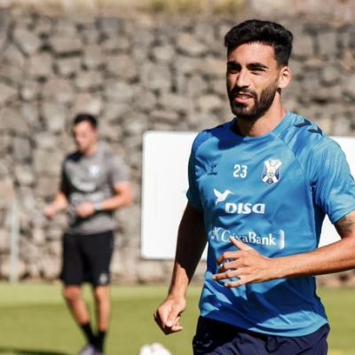 Juande durante un entrenamiento (@CDTOficial)