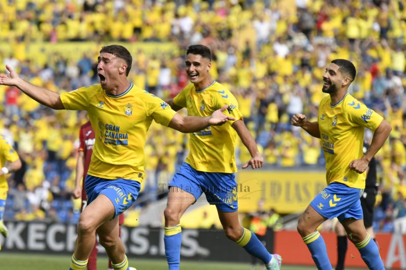 Juanma Herzog celebra su gol al Villarreal (C . TORRES / TINTAAMARILLA.ES)