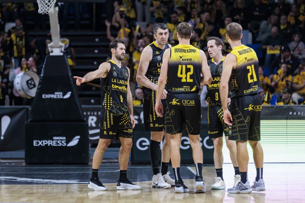 Jugadores de La Laguna Tenerife (CB CANARIAS)