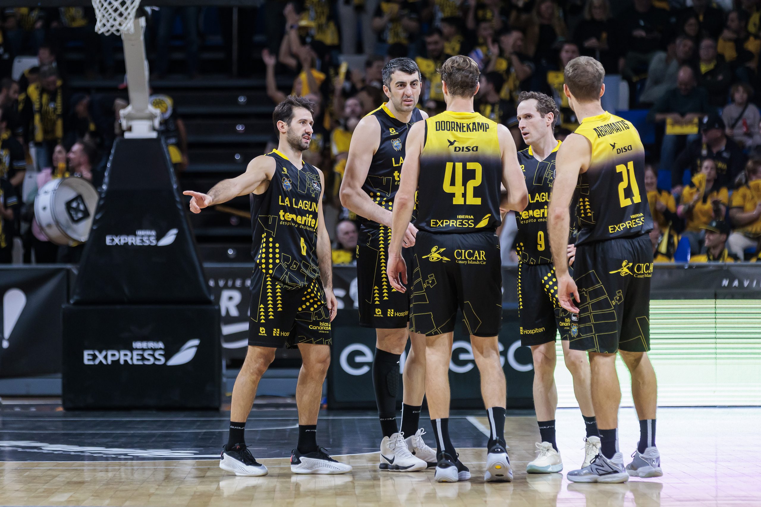 Jugadores de La Laguna Tenerife (CB CANARIAS)