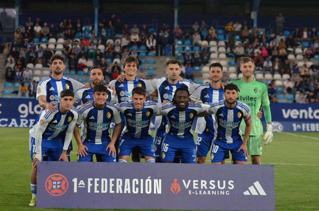 La alineación de la SD Ponferradina en uno de sus encuentros esta temporada (@SDP_1922)