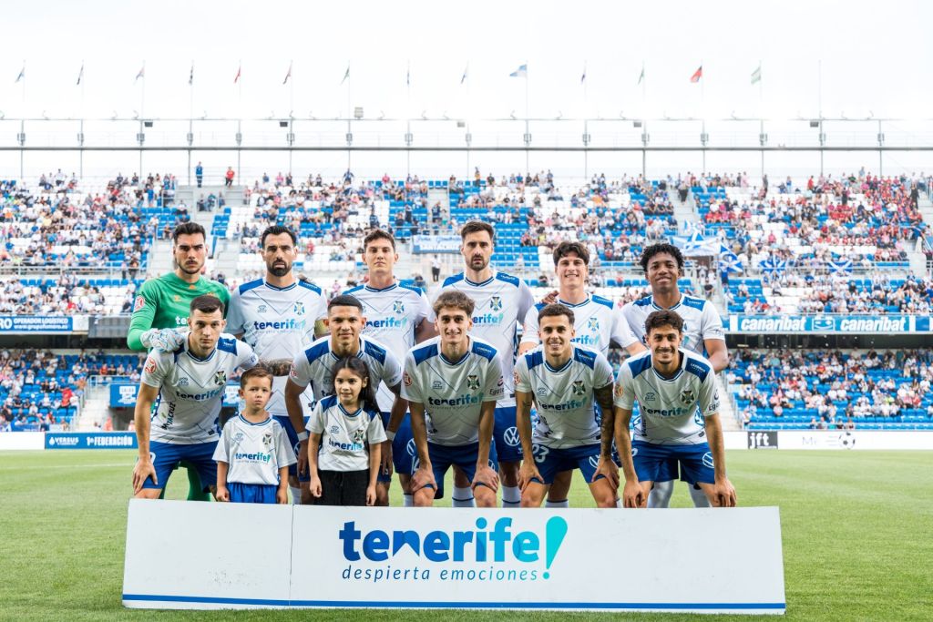 La alineación del CD Tenerife para recibir al Arenas de Getxo (CD TENERIFE)