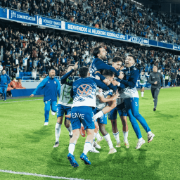 Locura en el Heliodoro tras el gol de César al Talavera (CD Tenerife)