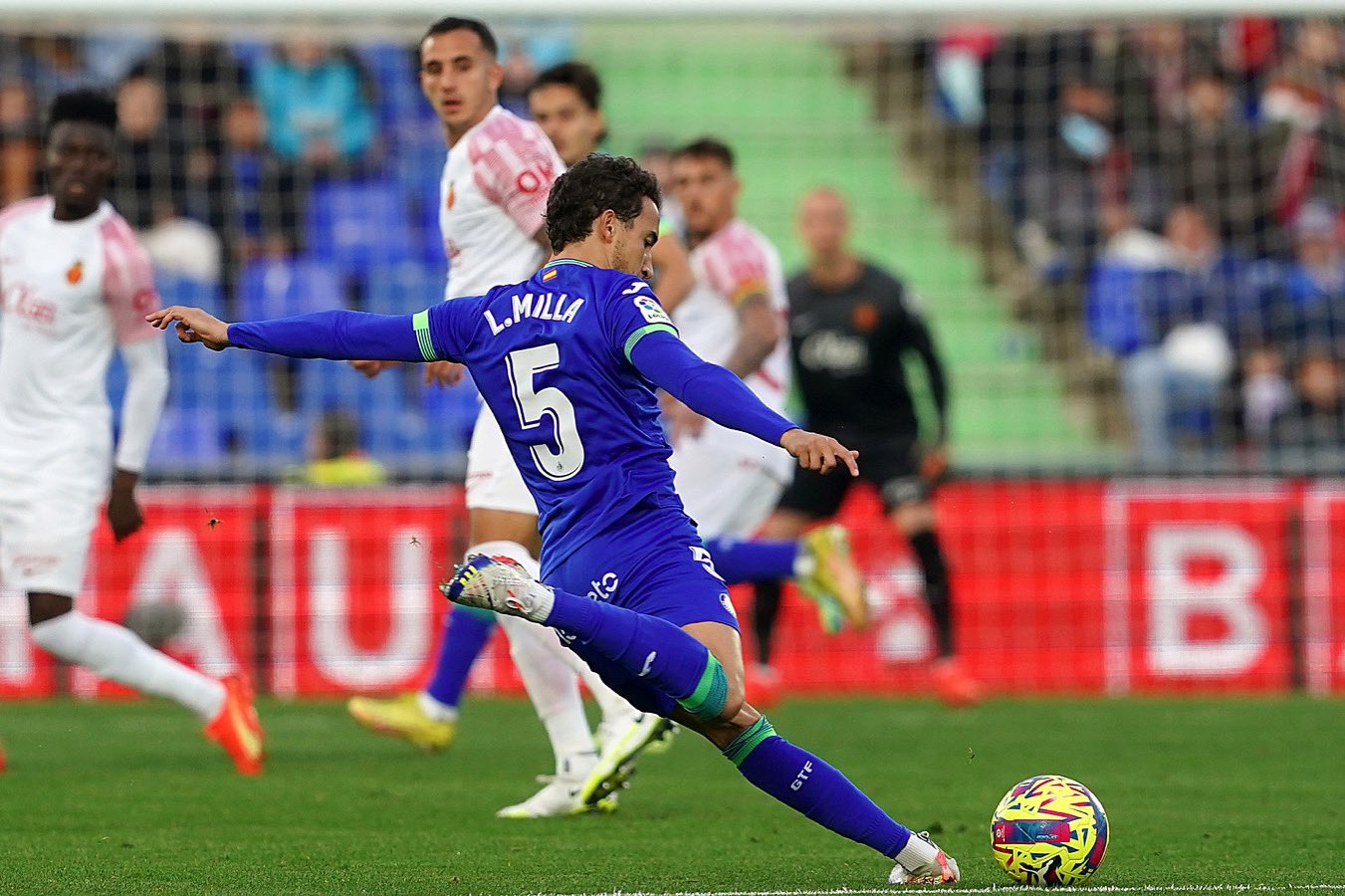 Luis Milla jugando con el Getafe (@LuisMilla_6)