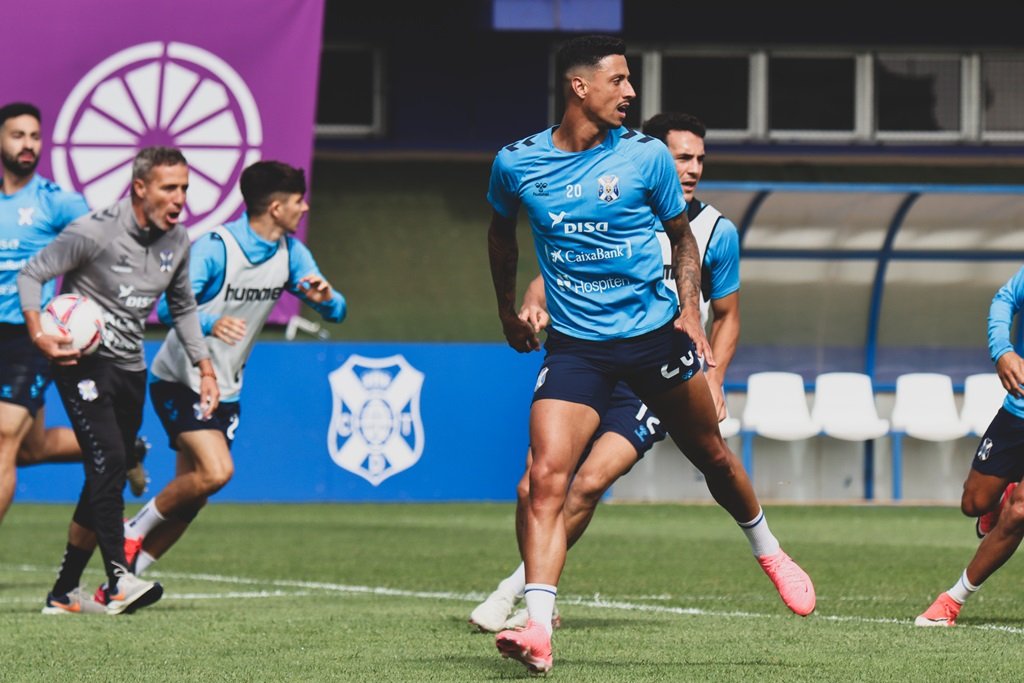 Maikel Mesa, en un entrenamiento (CD TENERIFE).