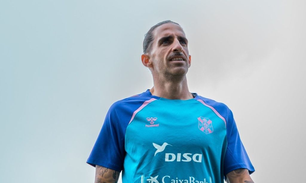 |Marc Mateu durante un entrenamiento (CD Tenerife)