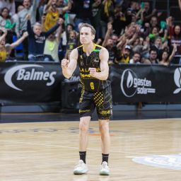 Marcelinho Huertas (acb Photo - Emilio Cobos)