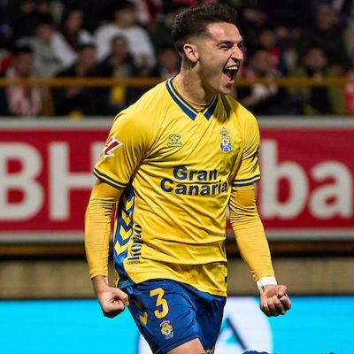 Mármol celebra el 0-1 (TINTAAMARILLA.ES).