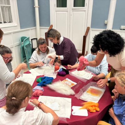 Mujeres trabajando con lana (LA OROTAVA)