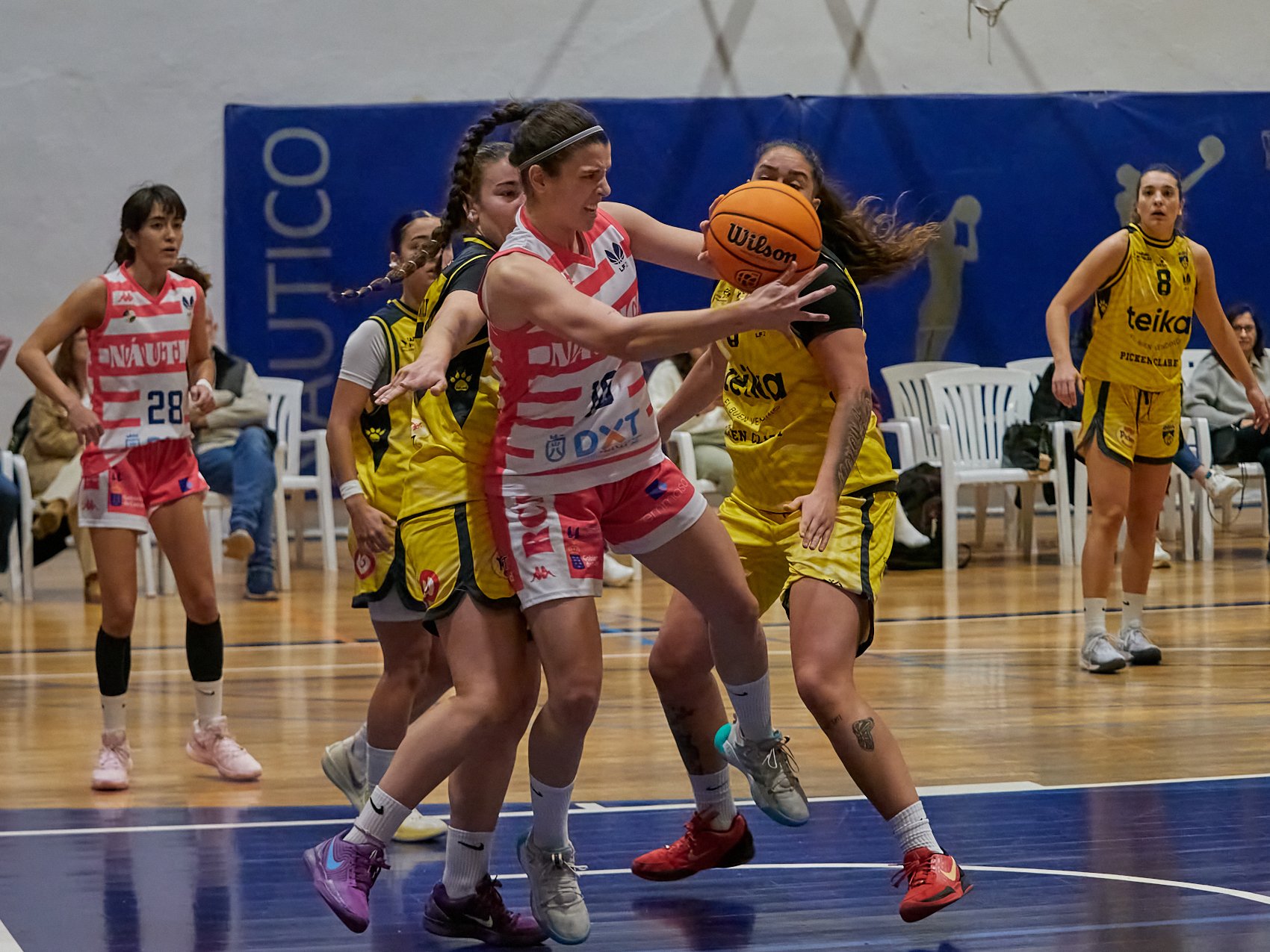 Acción de un partido del Náutico Tenerife ULL. (RCNT)