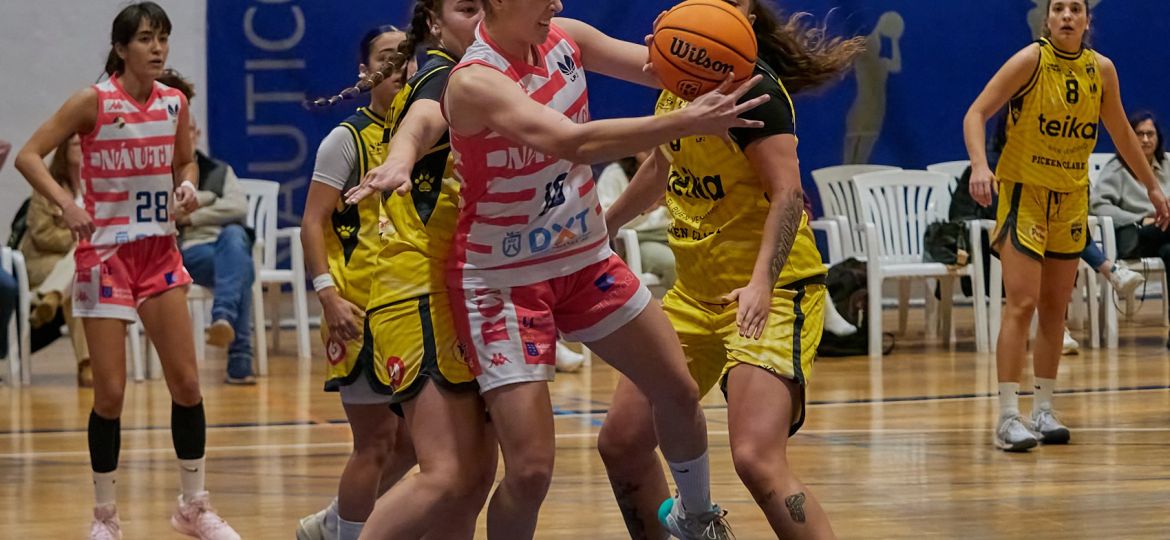 |Acción de un partido del Náutico Tenerife ULL. (RCNT)|||