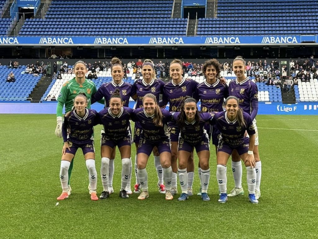 Once inicial de las blanquiazules en Riazor (CEDIDA)