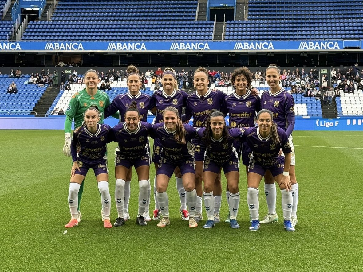 Once inicial de las blanquiazules en Riazor (CEDIDA)