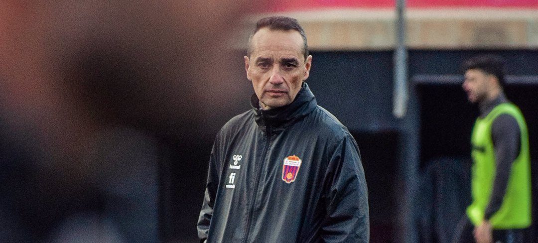 José Luis Oltra (ELDENSE)