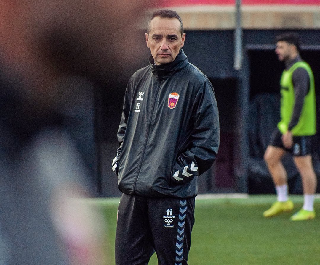 José Luis Oltra (ELDENSE)