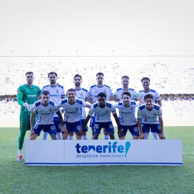 Once blanquiazul ante el Guadalajara (CD Tenerife)