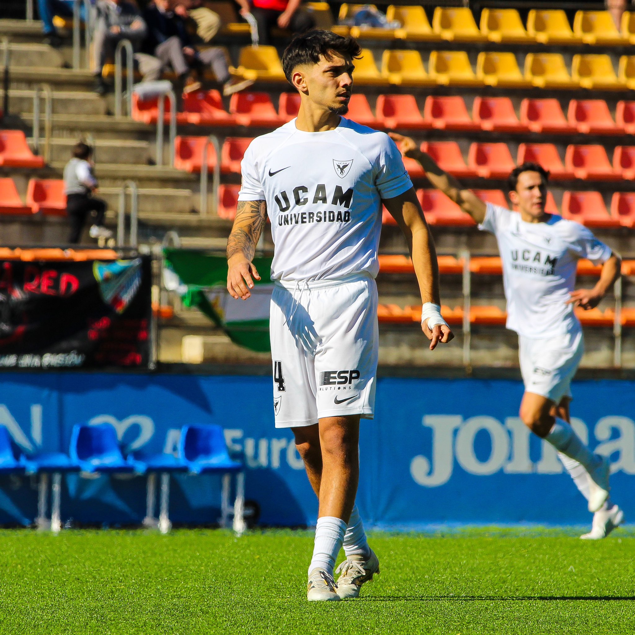 Pablo Hernández en su debut con los murcianos (@UCAMMurciaCF)