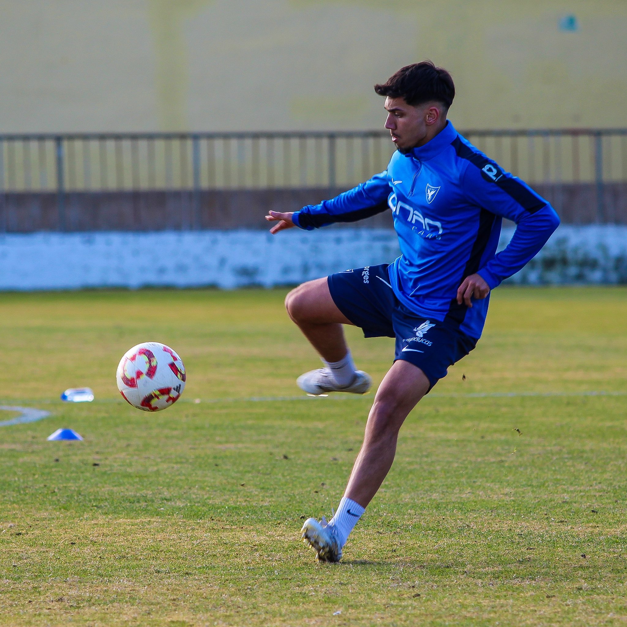 Pablo Hernández en su primer entrenamiento con su nuevo equipo (@UCAMMurciaCF)
