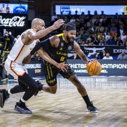 Patty Mills en el primer partido contra Galatasaray (BCL)