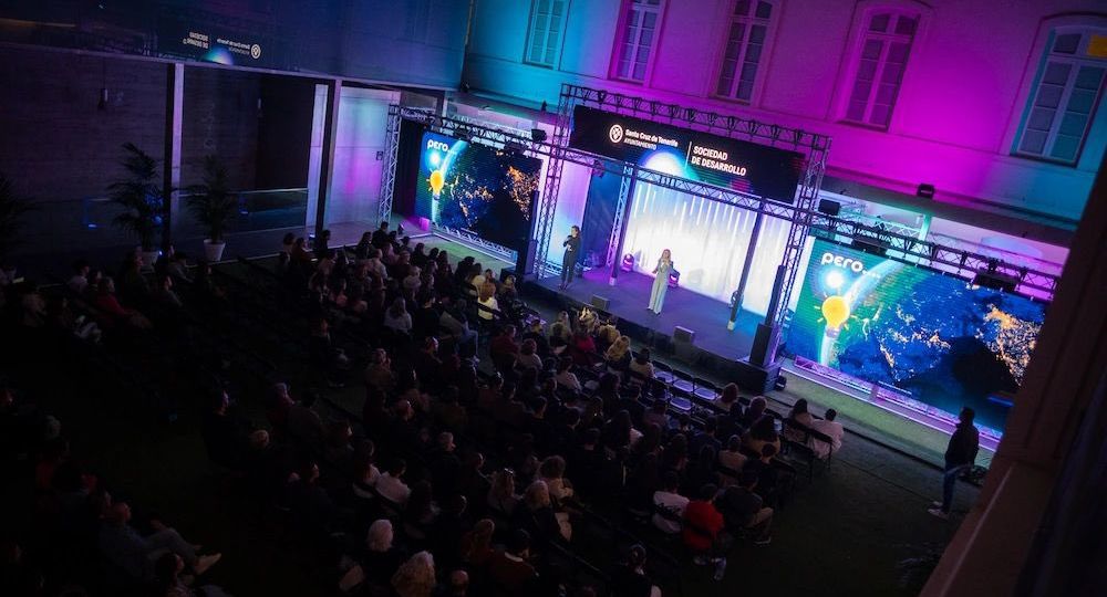 Presentación de Tecnológica (SOCIEDAD DE DESARROLLO)|Carmen Pérez (DIARIO DE AVISOS)