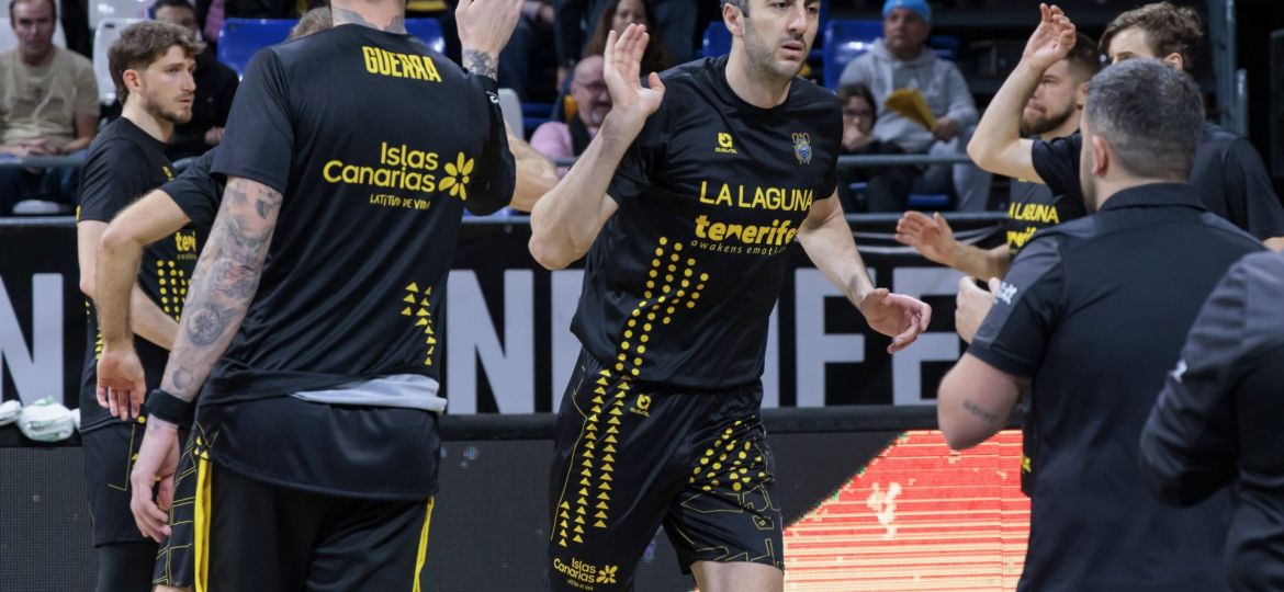 Presentación de los jugadores aurinegros (CB Canarias)