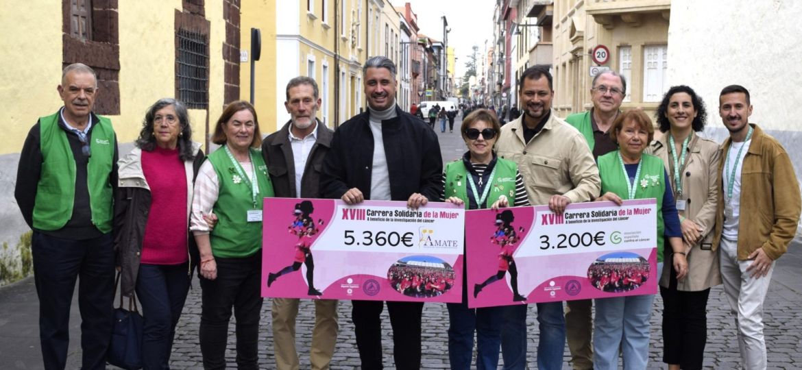 Imagen de la entrega del cheque (CEDIDA)