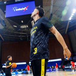 Jaime Fernández calentando antes de su regreso (ACB PHOTO)