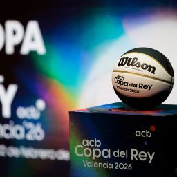 Sorteo de la Copa del Rey de Valencia (ACB Media)|Camiseta especial para la Copa (CB Canarias)