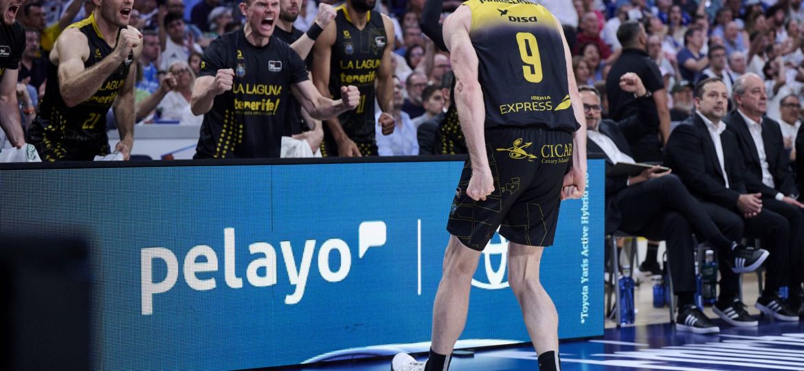 Huertas celebra una canasta contra el Real Madrid (ACB PHOTO).