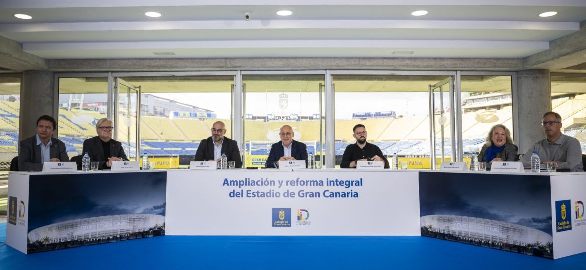 Reunión del jurado del concurso de proyectos para la ampliación y reforma integral del Estadio de Gran Canaria (CEDIDA)