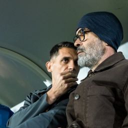 |Roberto Perera hablando con Álvaro Cervera (CD Tenerife)