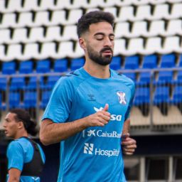 Rubén Alves en el último entrenamiento ante de viajar a Albacete (@CDTOficial)