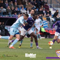 Salifo ante la Ponferradina (CD Guadalajara)