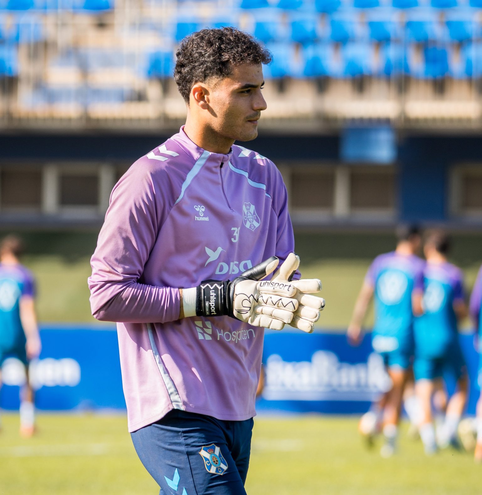 Sergio Aragoneses Jr. durante un entrenamiento (CD Tenerife)