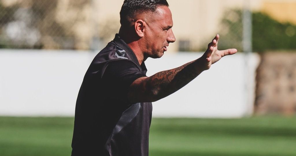 Suso Santana dirigiendo a los suyos (CEDIDA)