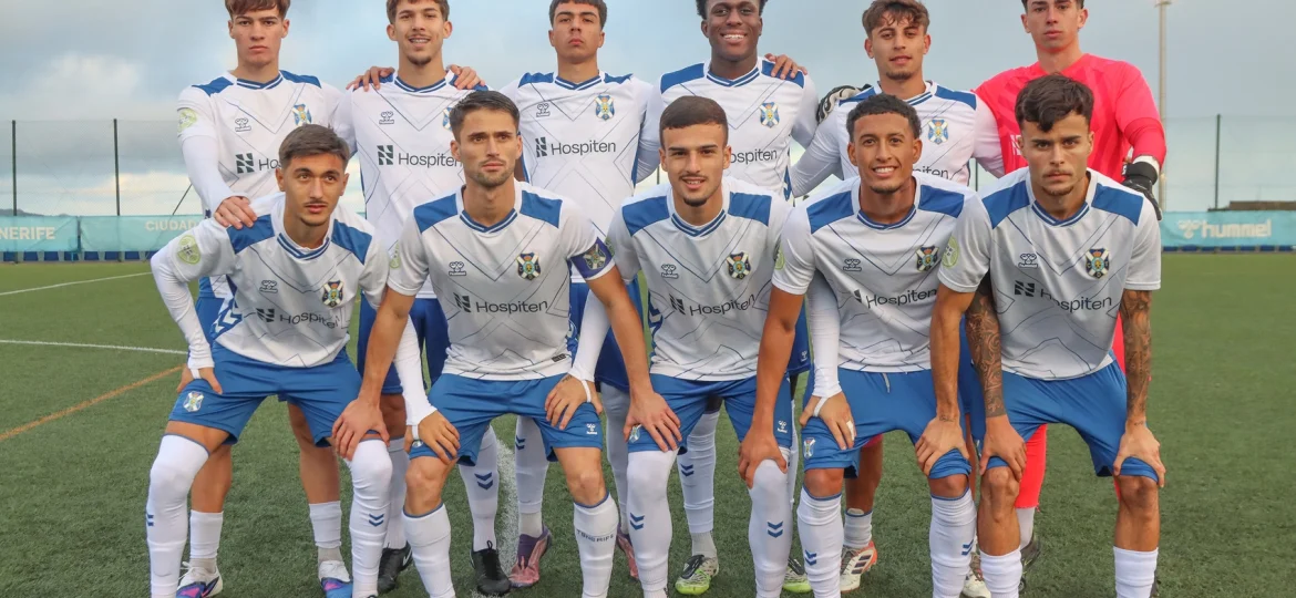Un once del segundo filial blanquiazul (CD Tenerife)