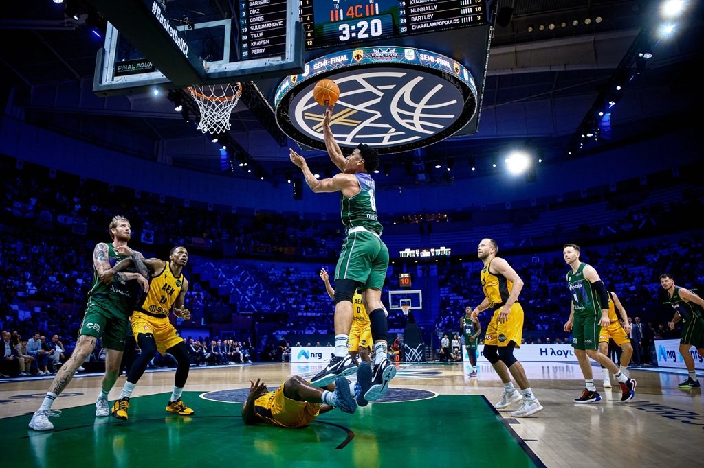 Acción del Unicaja - AEK (BCL).