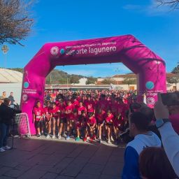 Carrera Solidaria de la Mujer (CEDIDA).|Dr. Valencia en quirófano (CEDIDA).