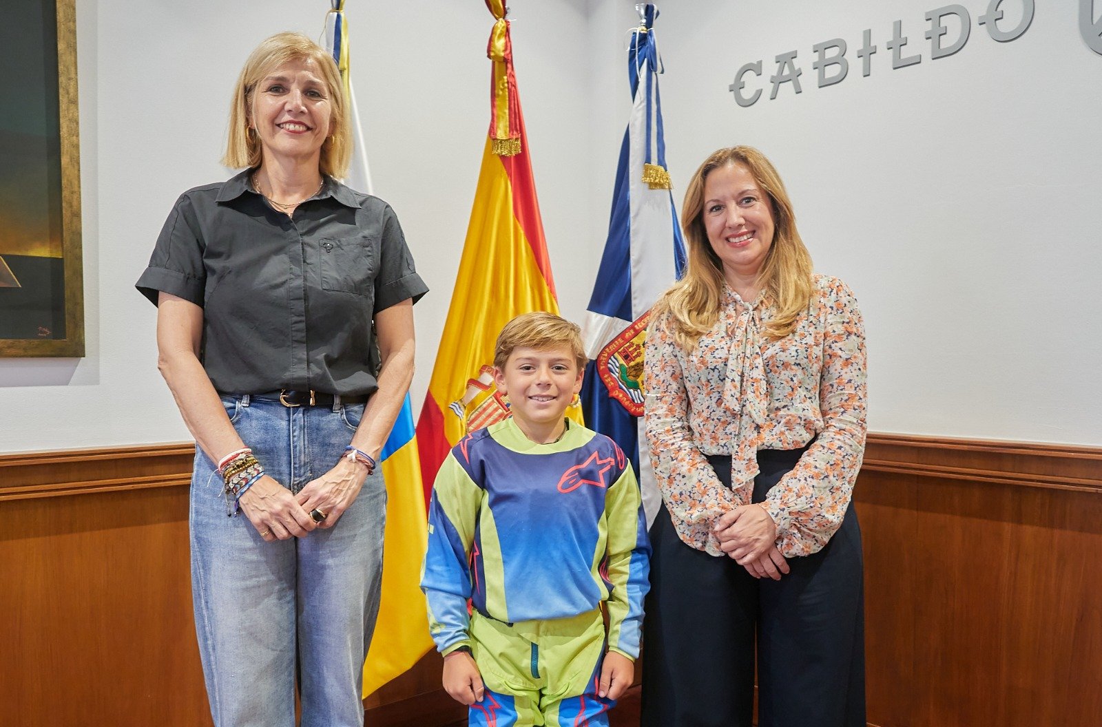 Recibimiento a Samuel Pérez en el Cabildo (CEDIDA).