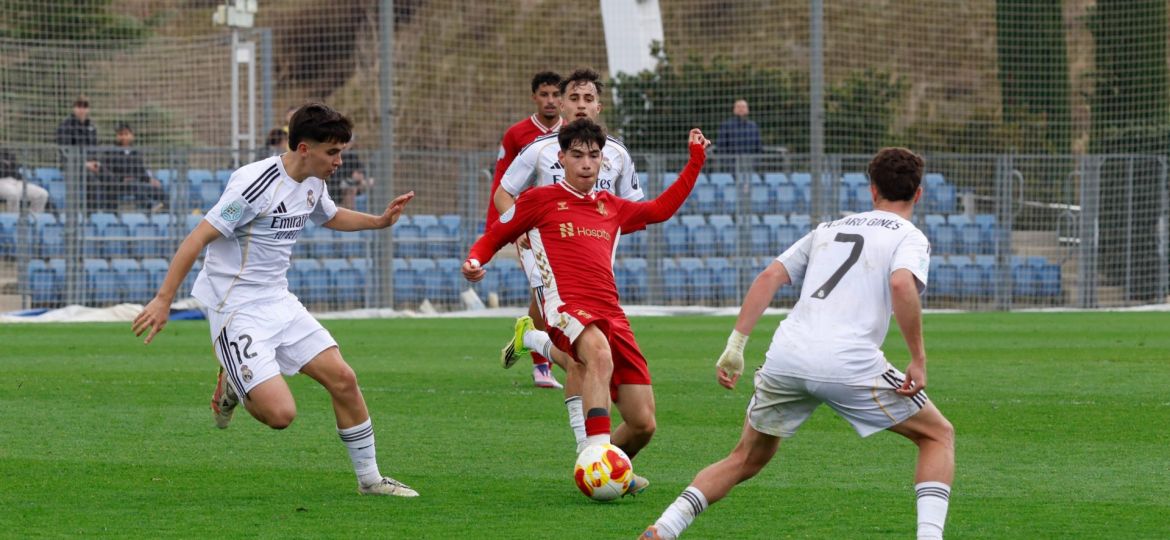 Acción del partido (JAVIER ALONSO/CD TENERIFE).