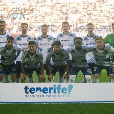 XI del Tenerife ante el Castellón (CD TENERIFE/SAN ACOSTA).