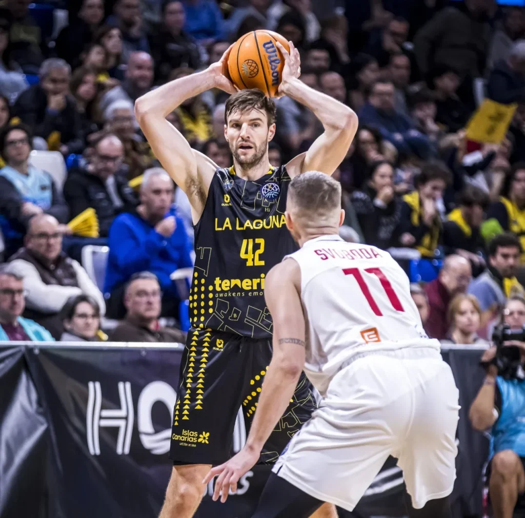 Aaron Doornekamp (BCL).
