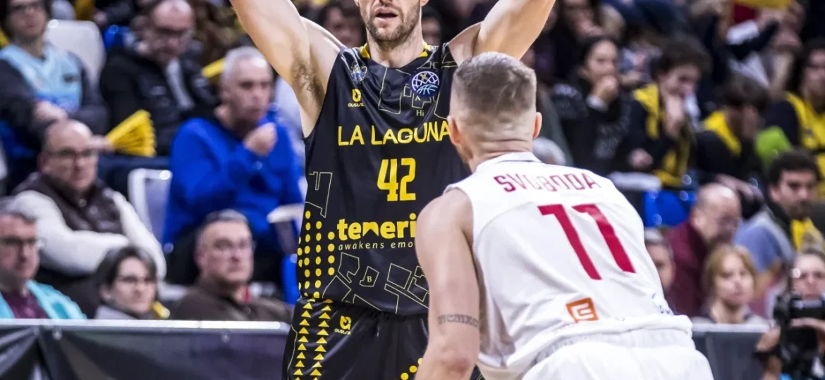 Aaron Doornekamp (BCL).