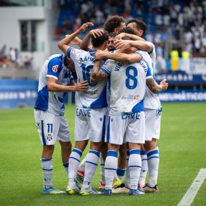 El Tenerife celebra uno de sus goles en Ipurua (CD TENERIFE).