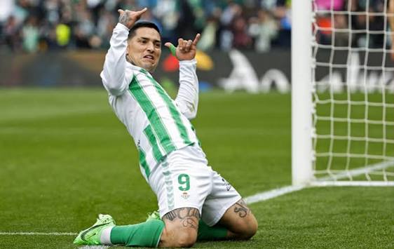 Chimy Ávila (REAL BETIS)