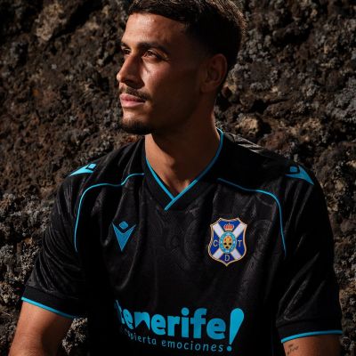 David Rodríguez (CD TENERIFE).|Ayoze García (CD TENERIFE).|Baba Diocou (CD TENERIFE).|César (CD TENERIFE).|De Vuyst (CD TENERIFE).|Krdzalic (CD TENERIFE).|Landázuri (CD TENERIFE).|Viereck (CD TENERIFE).